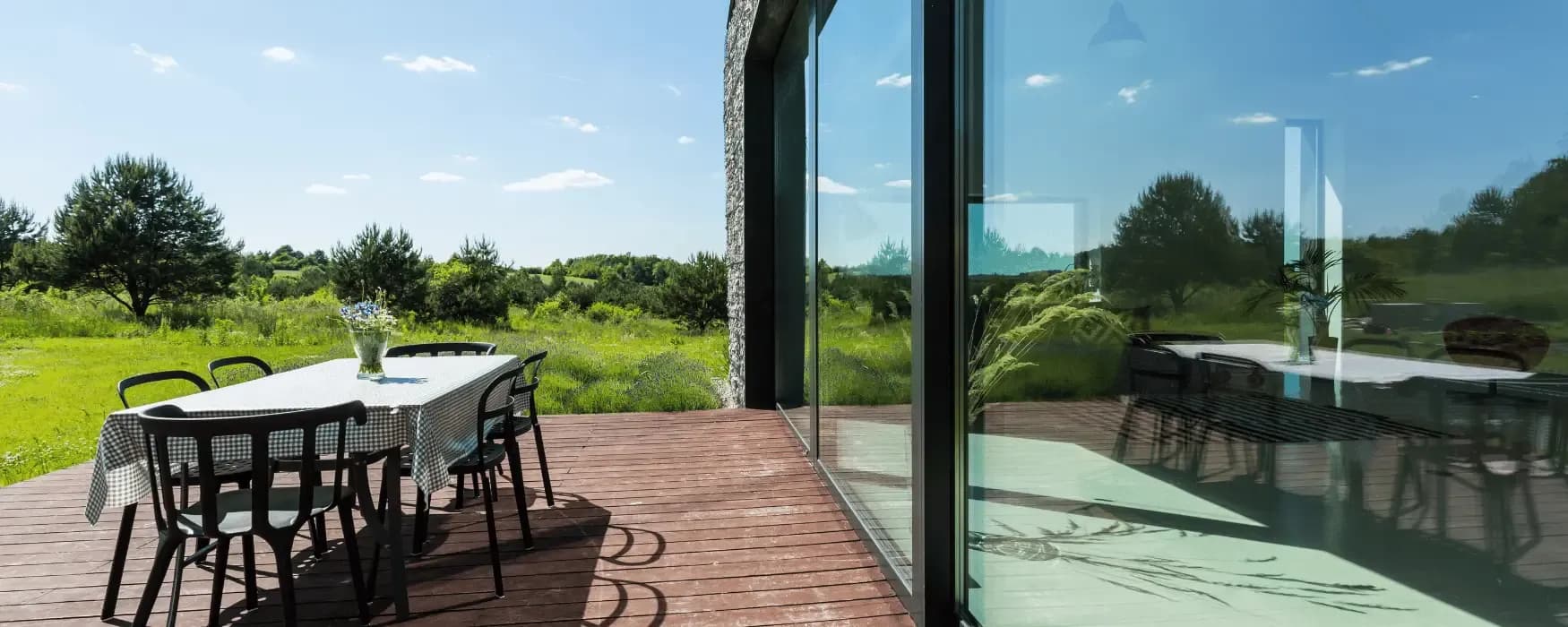 Ecogenica Home and Terrace Parallax CTA